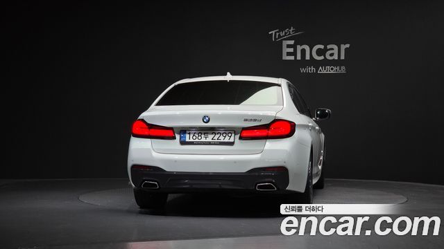 BMW 5 Series (G30) 523d M Sport 2021 — фото 4