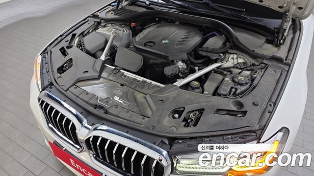 BMW 5 Series (G30) 523d M Sport 2021 — фото 6