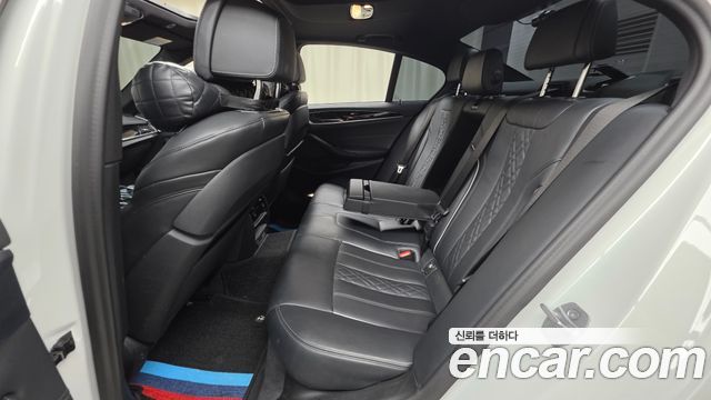 BMW 5 Series (G30) 523d M Sport 2021 — фото 12