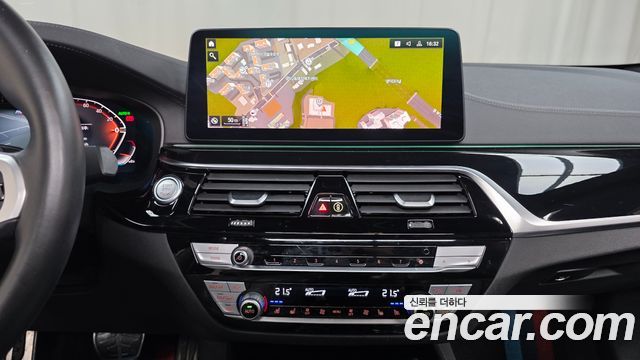BMW 5 Series (G30) 523d M Sport 2021 — фото 13