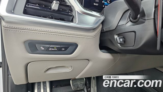 BMW X6M (G06) 4.4 Competition 2025 — фото 19