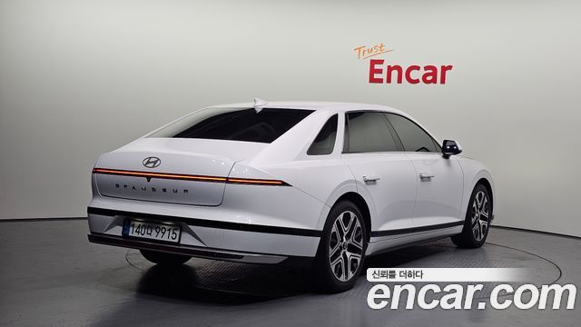 Hyundai Grandeur (GN7) 3.5 LPG 2WD Premium 2023 — фото 2