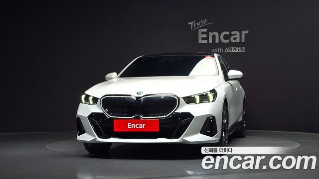 BMW 5 Series (G60) 530i xDrive M Sport Pro Special Edition 2026 — фото 3