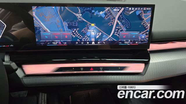 BMW 5 Series (G60) 530i xDrive M Sport Pro Special Edition 2026 — фото 17
