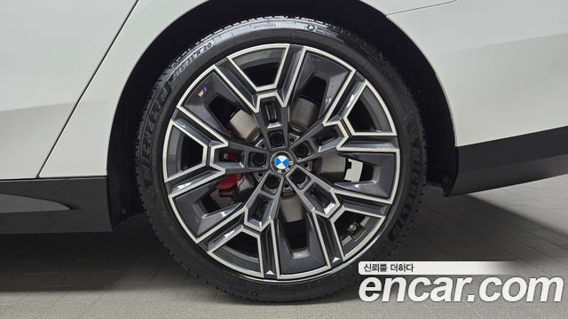 BMW 5 Series (G60) 530i xDrive M Sport Pro Special Edition 2026 — фото 27
