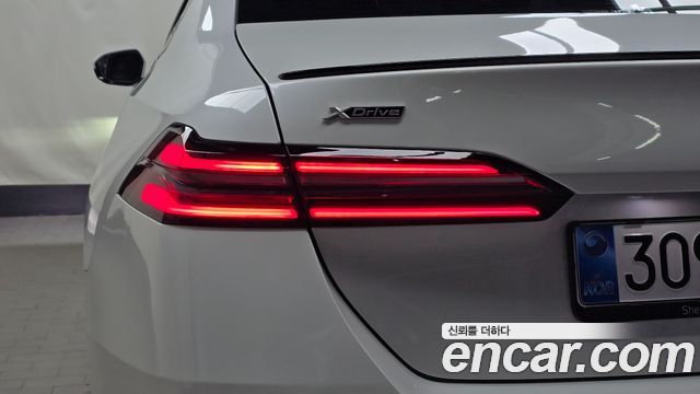 BMW 5 Series (G60) 530i xDrive M Sport Pro Special Edition 2026 — фото 29