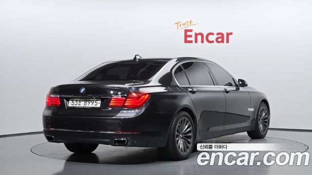 BMW 7 Series (F01) 750Li 2013 — фото 2