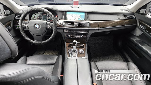 BMW 7 Series (F01) 750Li 2013 — фото 7