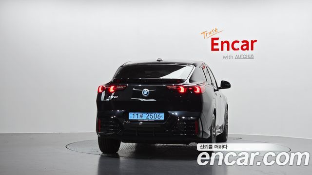 BMW iX2 (U10) eDrive 20 M Sport 2024 — фото 4