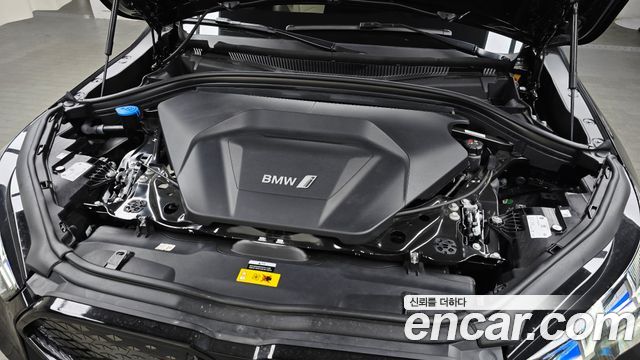 BMW iX2 (U10) eDrive 20 M Sport 2024 — фото 6