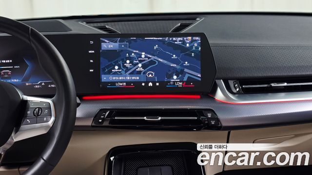 BMW iX2 (U10) eDrive 20 M Sport 2024 — фото 13
