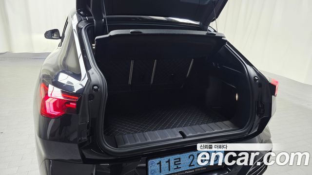BMW iX2 (U10) eDrive 20 M Sport 2024 — фото 18