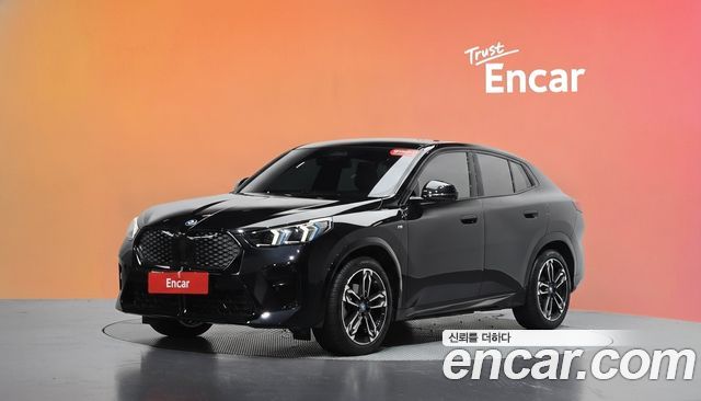 BMW iX2 (U10) eDrive 20 M Sport