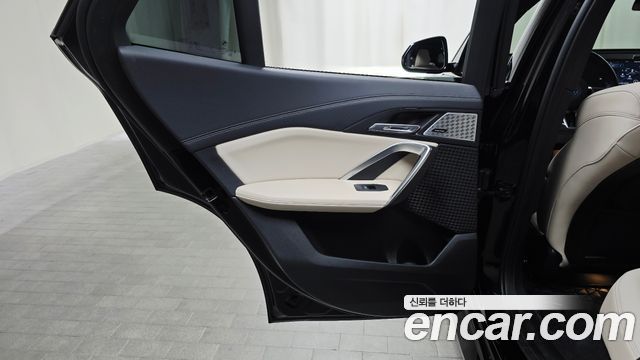 BMW iX2 (U10) eDrive 20 M Sport 2024 — фото 25
