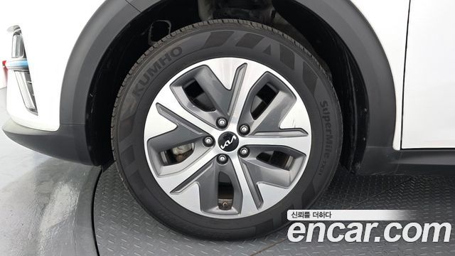 Kia Niro EV Noblesse 2022 — фото 5