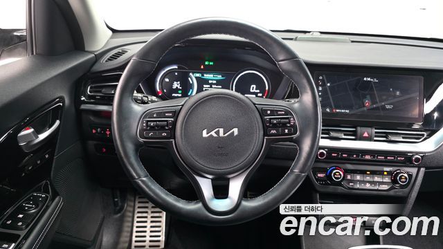 Kia Niro EV Noblesse 2022 — фото 12