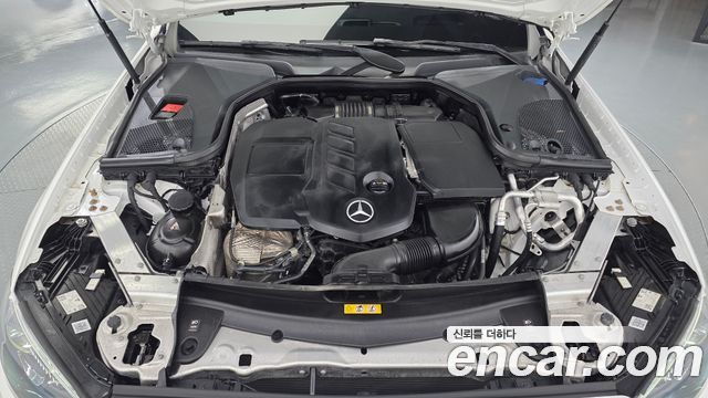 Mercedes-Benz E-Class (W213) E220d 4MATIC AMG Line 2021 — фото 6
