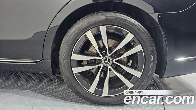Mercedes-Benz S-Class (W223) S350 d 2021 — фото 21
