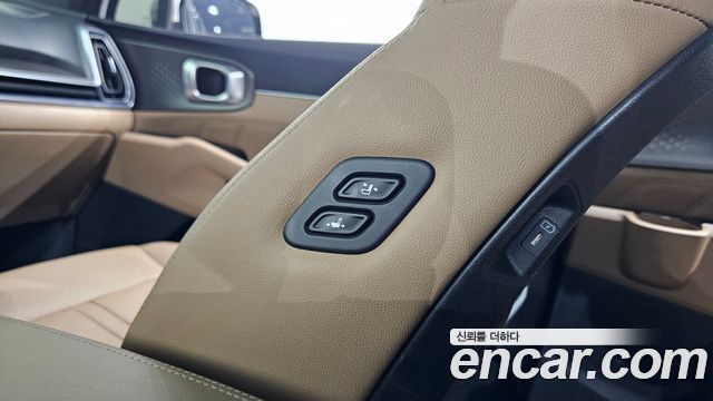 Kia Sorento (IV) HEV 1.6 2WD Signature 2025 — фото 17