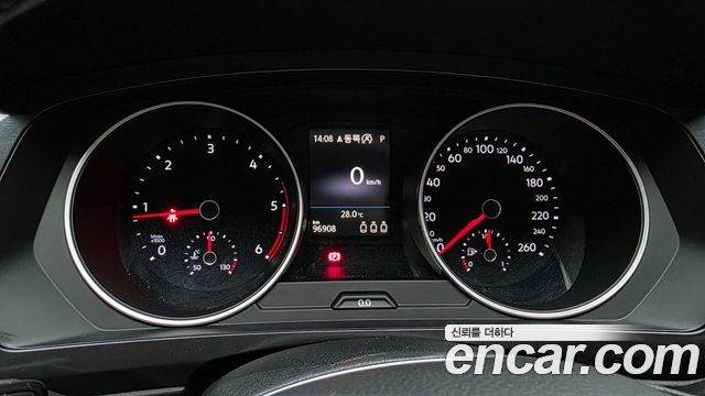 Volkswagen Tiguan (II) 2.0 TDI Prestige 2018 — фото 8