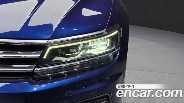 Volkswagen Tiguan (II) 2.0 TDI Prestige 2018 — фото 22
