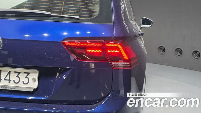 Volkswagen Tiguan (II) 2.0 TDI Prestige 2018 — фото 23