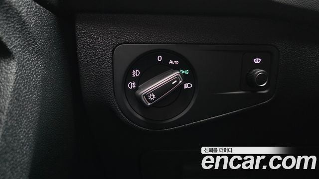 Volkswagen Tiguan (II) 2.0 TDI Prestige 2018 — фото 28