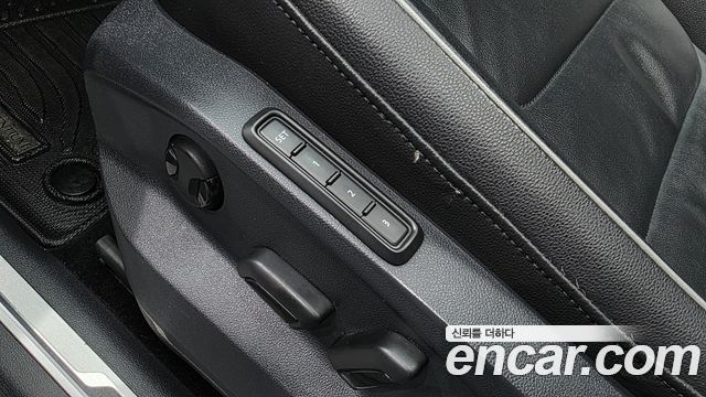Volkswagen Tiguan (II) 2.0 TDI Prestige 2018 — фото 31