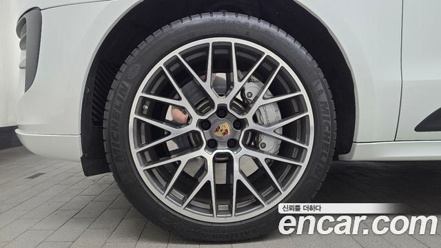 Porsche Macan 2.9 GTS 95B 2020 — фото 5