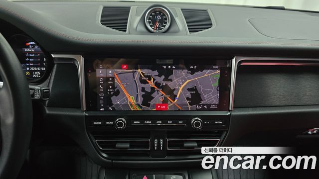 Porsche Macan 2.9 GTS 95B 2020 — фото 13