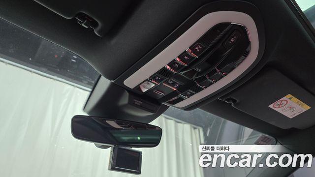 Porsche Macan 2.9 GTS 95B 2020 — фото 20