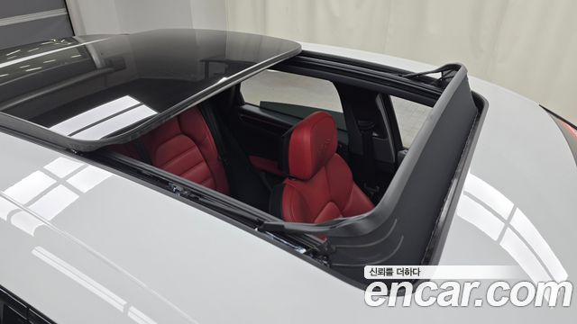 Porsche Macan 2.9 GTS 95B 2020 — фото 27
