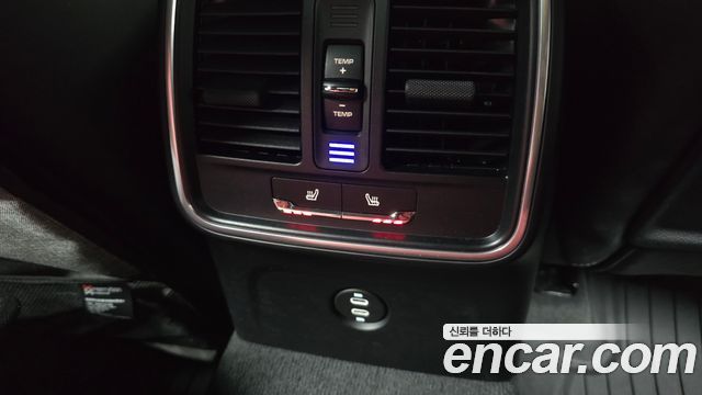 Porsche Macan 2.9 GTS 95B 2020 — фото 28