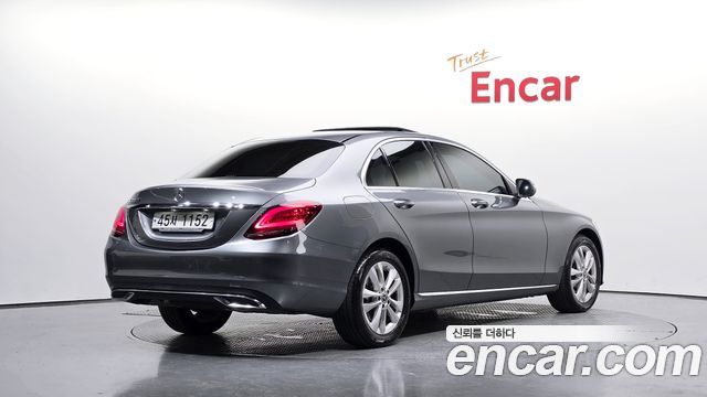 Mercedes-Benz C-Class (W205) C220 d Avantgarde 2019 — фото 2