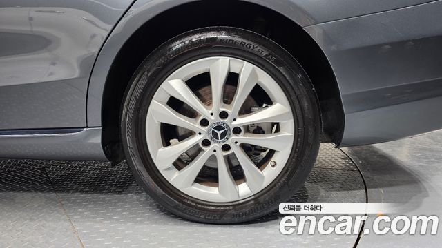 Mercedes-Benz C-Class (W205) C220 d Avantgarde 2019 — фото 27