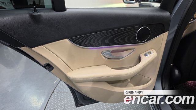 Mercedes-Benz C-Class (W205) C220 d Avantgarde 2019 — фото 31