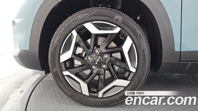 Kia Seltos Gasoline 1.6 Turbo 4WD Signature 2025 — фото 5