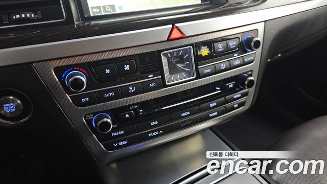 Genesis G80 3.3 GDI Luxury 2018 — фото 18