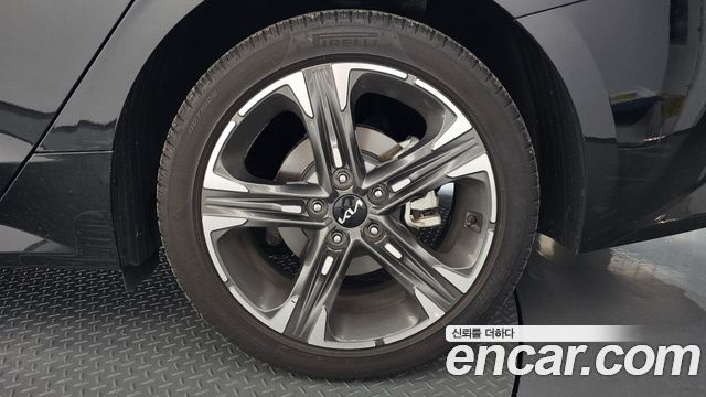 Kia K5 (III) 2.0 Prestige 2022 — фото 5