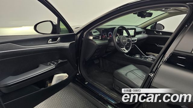 Kia K5 (III) 2.0 Prestige 2022 — фото 10
