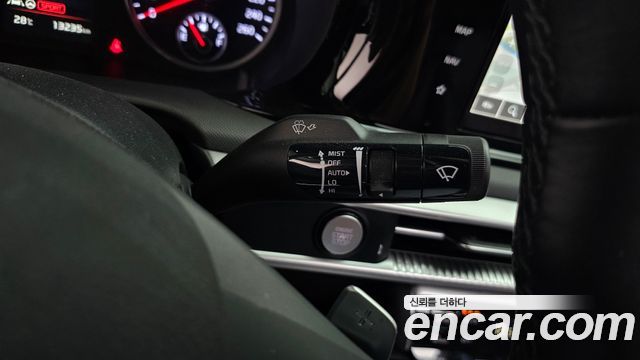 Kia K5 (III) 2.0 Prestige 2022 — фото 29