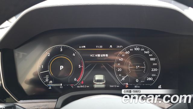 Volkswagen Touareg (III) 3.0 TDI Prestige 2023 — фото 8