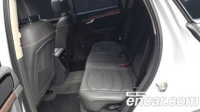 Volkswagen Touareg (III) 3.0 TDI Prestige 2023 — фото 16