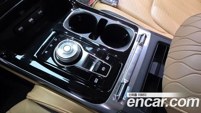 Kia Carnival (IV) Diesel 7-Seater Signature 2021 — фото 9