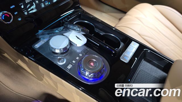 Genesis G80 (RG3) Gasoline 2.5 Turbo AWD 2026 — фото 9