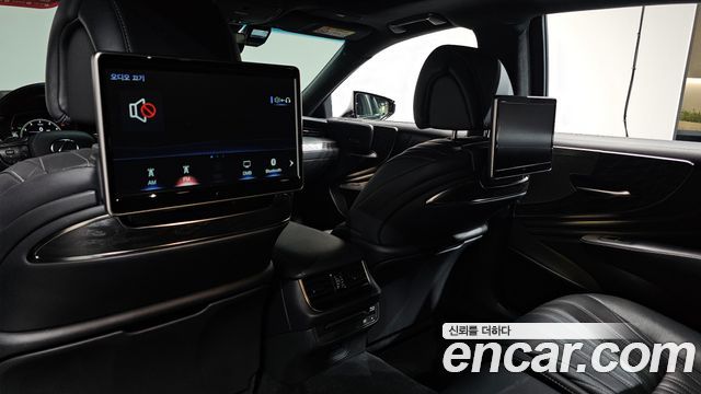 Lexus LS500 (V) 3.5 Platinum AWD 2022 — фото 40