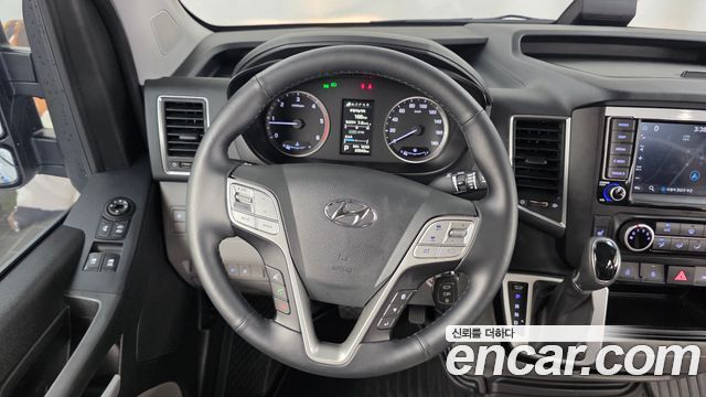 Hyundai Solati 15-seater Luxury 2025 — фото 13