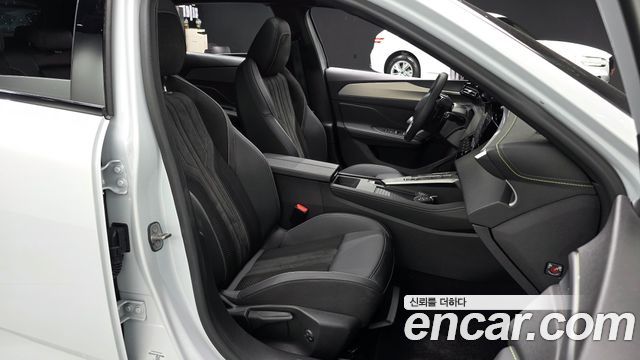 Peugeot 308 (III) 1.2 Hybrid GT 2024 — фото 15