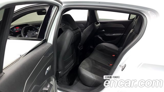 Peugeot 308 (III) 1.2 Hybrid GT 2024 — фото 16