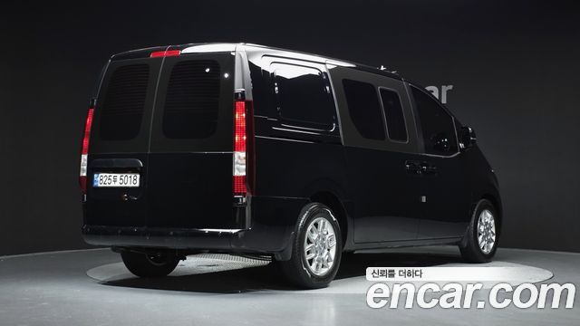Hyundai Staria Cargo 5-Seater Modern 2022 — фото 2